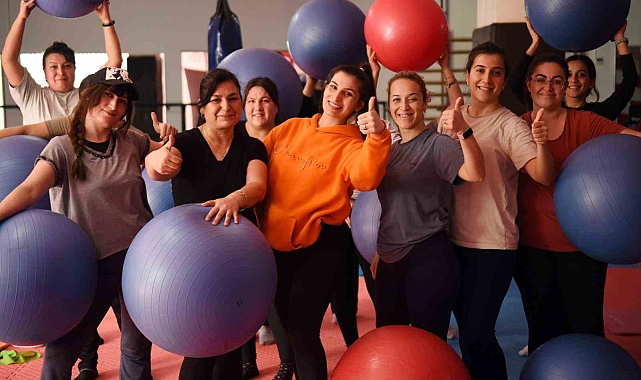 Kepez'in kadınları sporla formda kalıyor