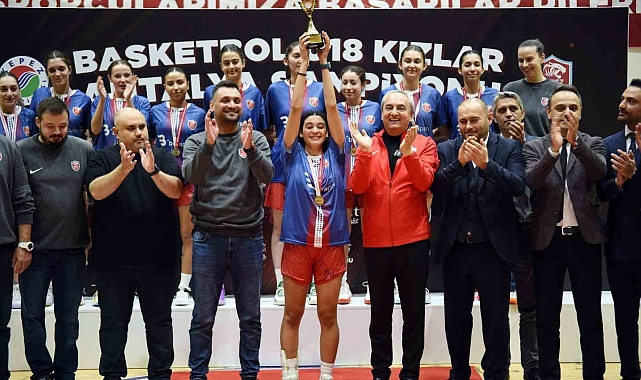 Kocagöz'den şampiyonlara özel tebrik
