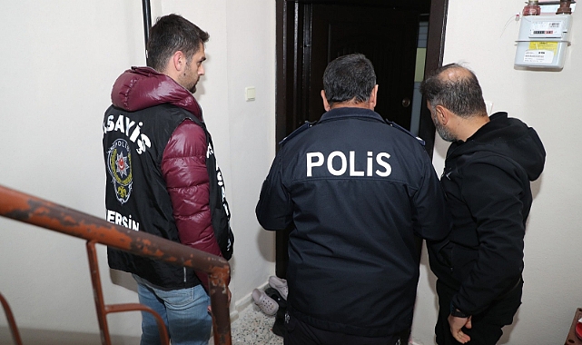 Mersin'de hırsızlık suçundan aranan 27 firari yakalandı