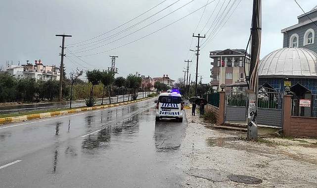 Serik'te Otomobilin Çarptığı Yaya Yaralandı