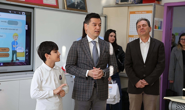Sınıf başkanı seçilen öğrencinin seçim vaadi gerçek oldu