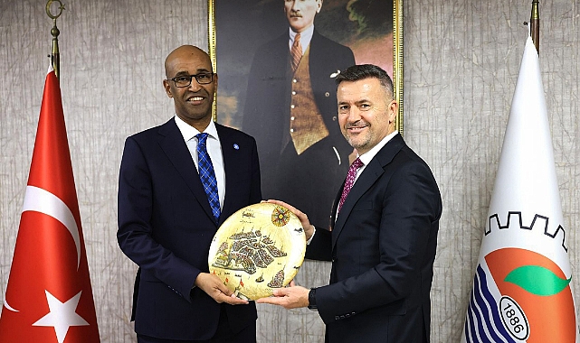 Somali Büyükelçisi Ospite, Mersinli İş İnsanlarını Ülkesine Yatırıma Davet Etti