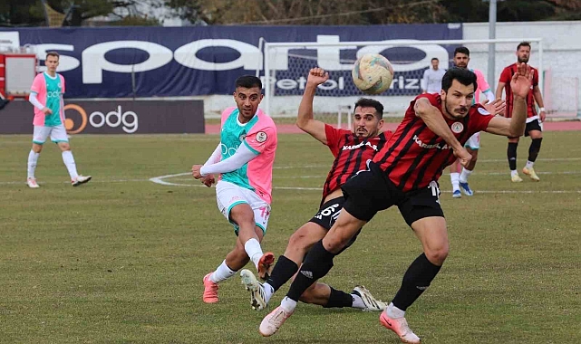 TFF 2. Lig: Isparta 32 Spor: 0 - Karaköprü Belediyespor: 0
