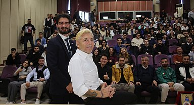 Turizmci Cömertoğlu, öğrencilerle bir araya geldi