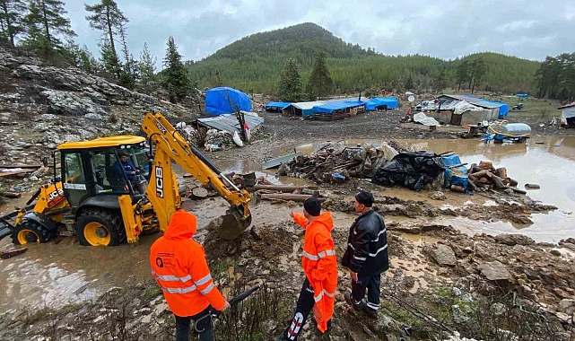 Turuncu kod uyarılı Antalya'da 206 vakaya müdahale edildi