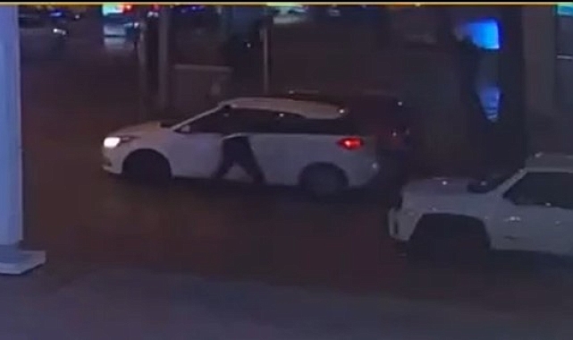 Yol verme kavgasında sürücüyü hastanelik etti