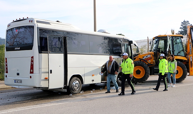 23 kişinin yaralandığı kazada midibüs şoförü tutuklandı