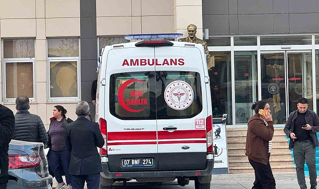 Adliyeye sevk edilen eniştesine destek için geldi, kalp krizi geçirip hayatını kaybetti