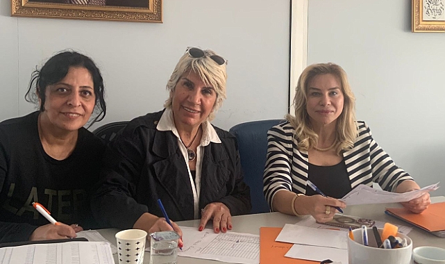 AK Parti Muratpaşa İlçe Kadın Kolları Çocuklarla Buluştu 