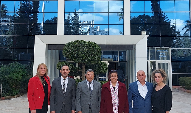 AK Parti'den SGK İl Müdürüne ziyaret