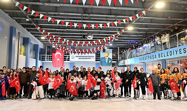 Akdeniz'in ilk ve tek doğal buz pisti yeniden açıldı