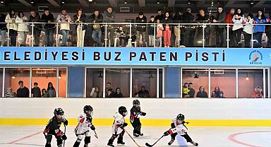 Akdeniz'in ilk ve tek doğal buz pisti yeniden açıldı