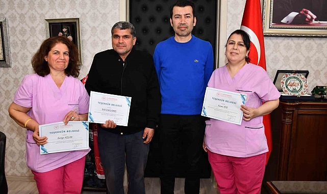 Alanya'da emekliye ayrılan sağlıkçılara veda
