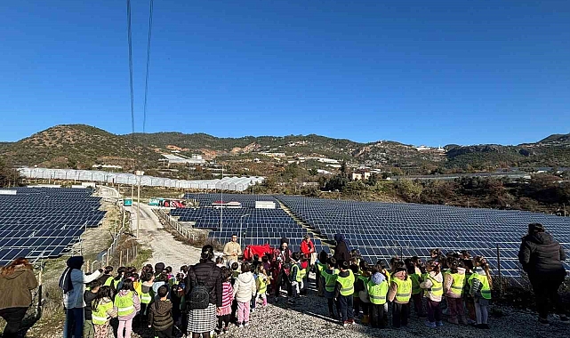 Alanyalı Çocuklara Güneş Enerjisi Santrali Tanıtıldı