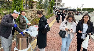 ALKÜ'deki öğrencilere sınav öncesi çorba ikramı
