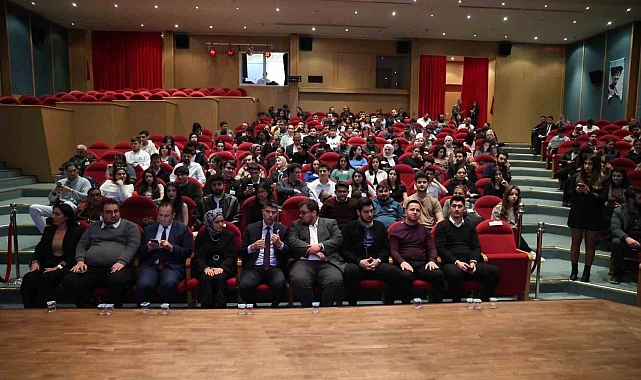 Antalya Büyükşehir Belediyesi'nden "Yerel Gençlik Politikası Programı"