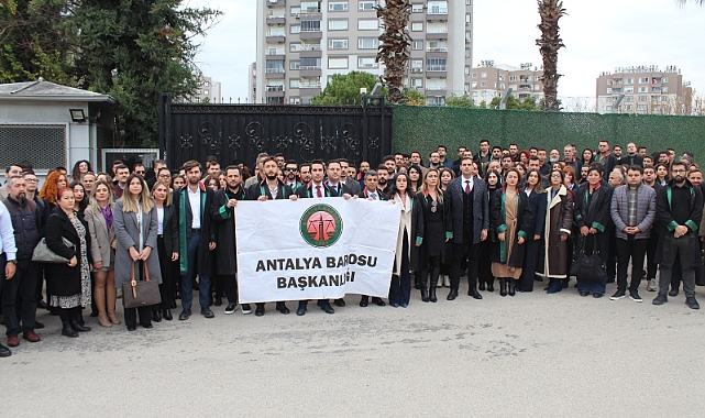 Antalya'da Avukata Karakolda Engel: Baro Başkanı Duruma Tepki Gösterdi