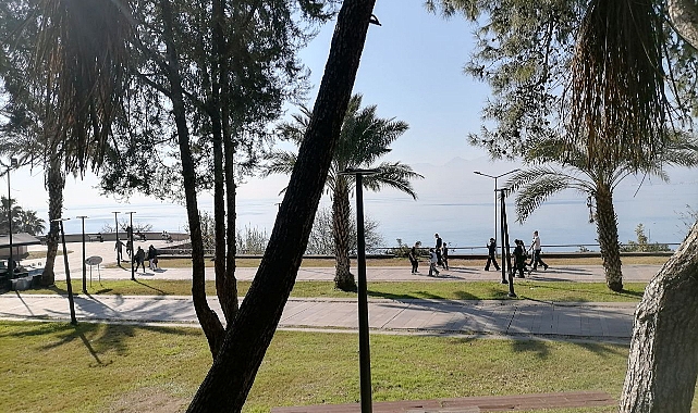Antalya’da Yılın İlk Günleri Güneşle Karşılandı