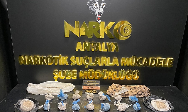 Antalya Polisi'nden uyuşturucu satıcılarına operasyon
