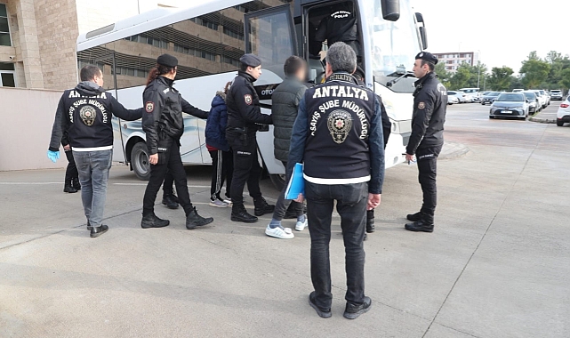 Antalya'da aranan 483 şüpheli yakalandı