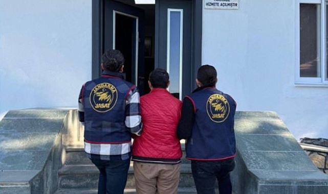 Antalya'da jandarma dedektifleri son 72 saatte 205 aranan şahsı yakaladı
