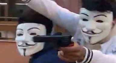 Antalya'da Maskeli Motosikletliler, Oyuncak Tabancayla Korku Saçtı