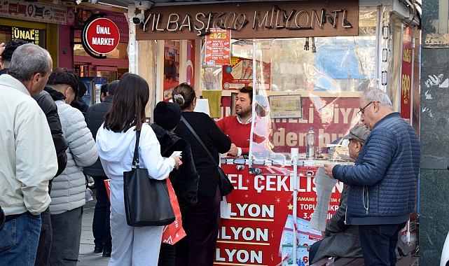 Antalya'daki bayilerde 'amorti' kuyruğu