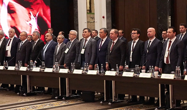 Bakan Bayraktar: Yenilenebilir enerji kurulu gücünde dünya ilk 11'ine girdik