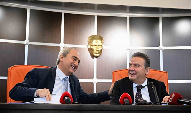Başkan Böcek: "Büyükşehir Kepez el ele, gönül gönüle çalışacağız"