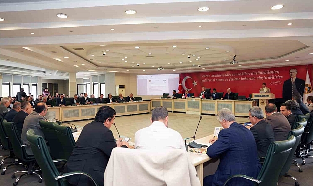 Başkan Özçelik: "SGK'ya 6 milyon 800 bin lira borcumuz kaldı"