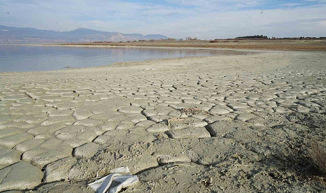 Burdur Gölü'nde Alarm: Su Seviyesi Yarım Asırda 21 Metre Düştü