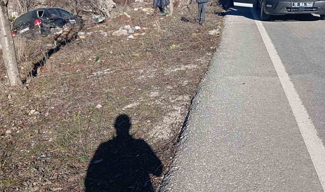 Burdur'da kontrolden çıkan otomobil şarampole devrildi: 1 yaralı