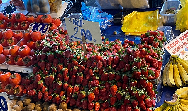 Çilek Fiyatları Cep Yakıyor