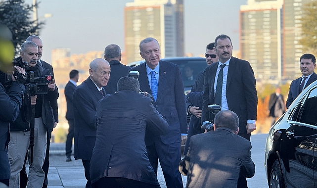 Cumhurbaşkanı Erdoğan, Bahçeli ile bir araya geldi