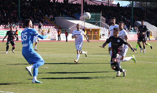 E Koleji Isparta 32 Spor, 3 puanın sahibi