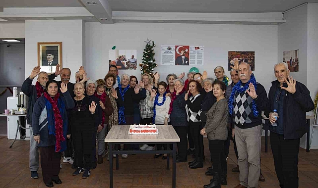 Emekliler, yeni yıla emekli evlerinde girdi