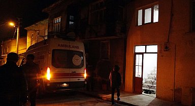 Evinde Ölü Bulundu