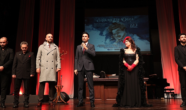 'Hikmet'in Oğlu' ayakta alkışlandı