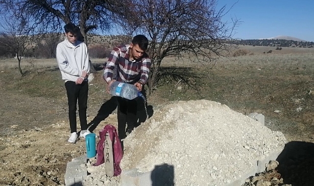 İşkence görüp boğazından bıçaklanarak vahşice öldürüldü