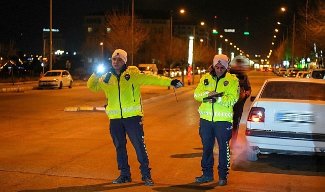 Isparta'da 20 günde 21 bin 703 sürücüye cezai işlem: 568 araç trafikten men edildi