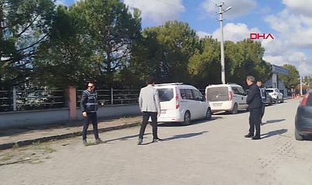 Kahve içmeye gittiği komşusu, bilezikleri için öldürmüş