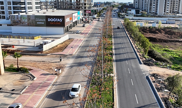 Kardeş Kentler Caddesi trafiğe yeniden açıldı