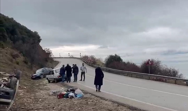 Kayganlaşan yolda kazalar peş peşe geldi
