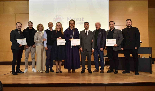 Kepez'de müziğin evrensel dili engelleri kaldırdı