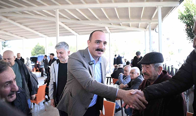 Konyaaltı Belediye Başkanı Cem Kotan, vatandaşın sorun ve taleplerini dinledi