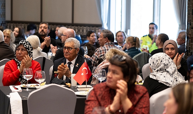 Mersin'de Şehit Sileleri ve Gaziler Onuruna Yemek Verildi