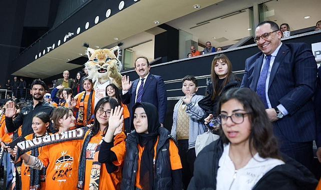 Mersin'de 'Sporla Büyüyoruz' projesi sürüyor
