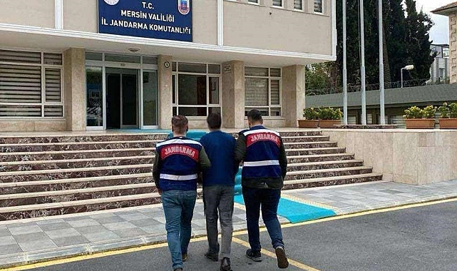 Mersin'de yağma suçundan aranan 2 firari yakalandı