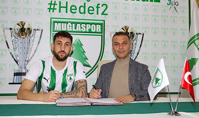 Muğlaspor'da imzalar sürüyor