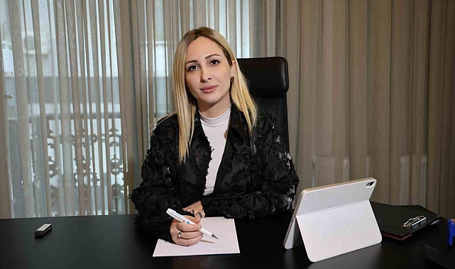 Özgüven eksikliği yaşayanlar daha çok 'Selfitis' oluyor